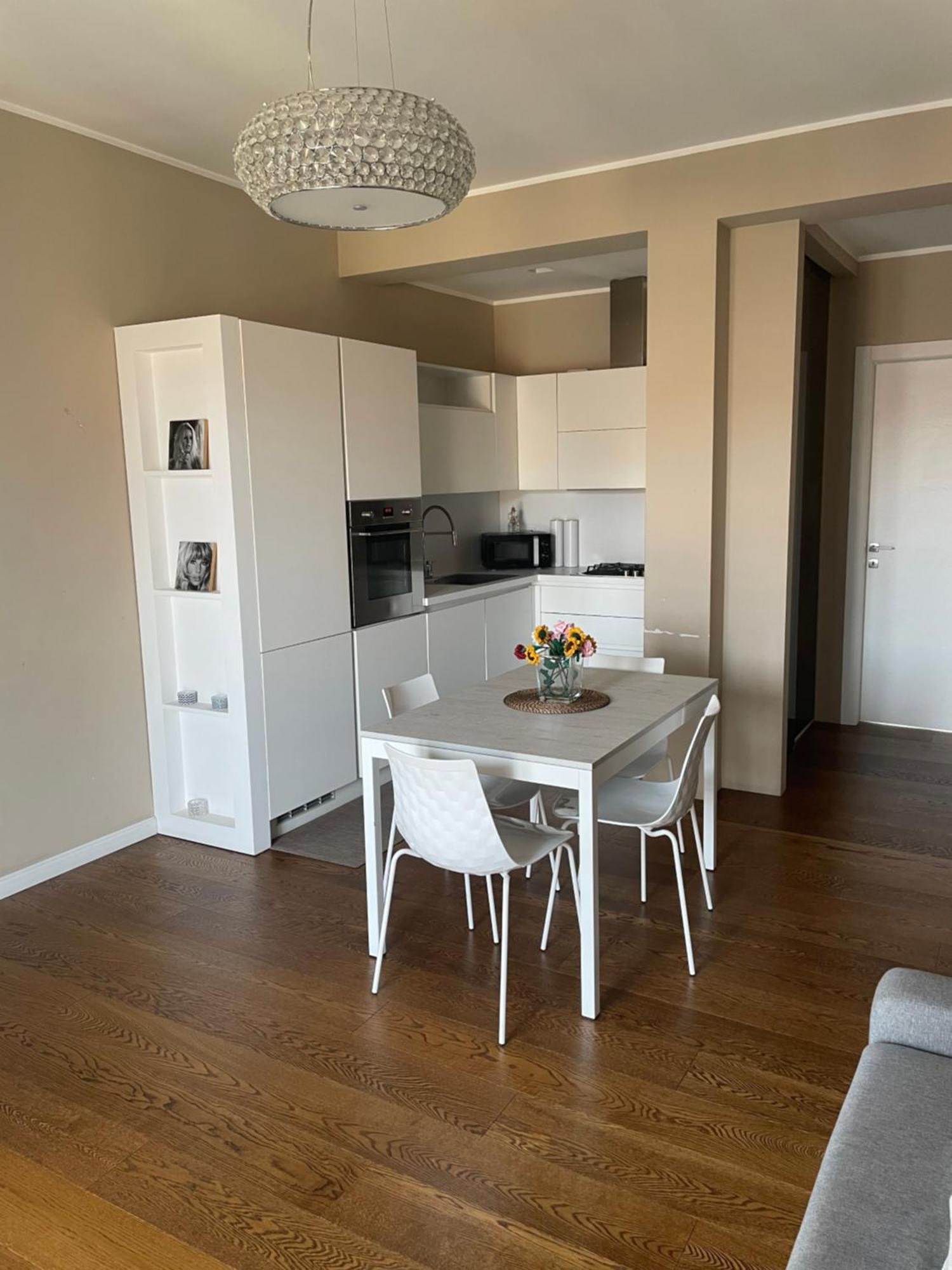 Morivione Apartment - Bocconi Free Parking Milano Ngoại thất bức ảnh